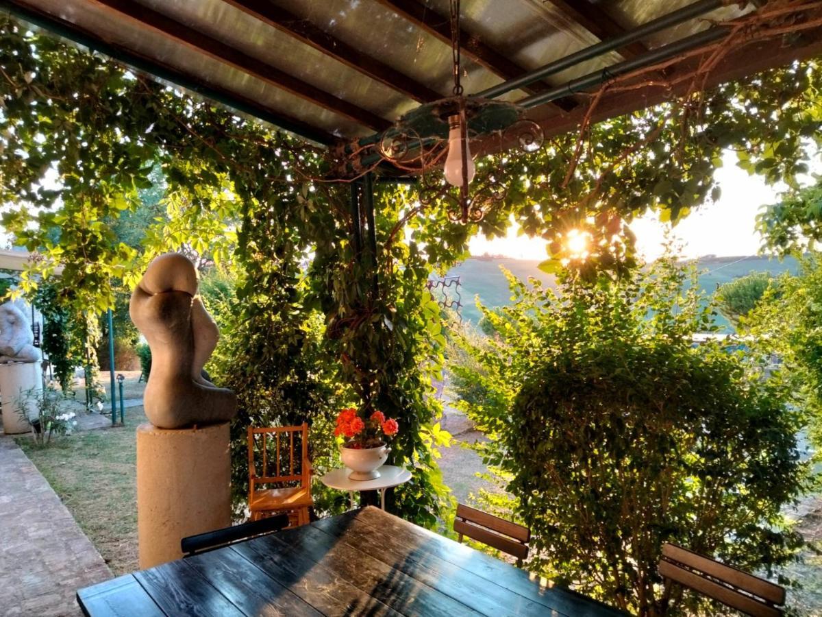 "La Casa Degli Ulivi Art B&B" Trecastelli Exterior foto